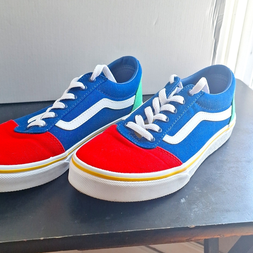 Off the wall, Van's